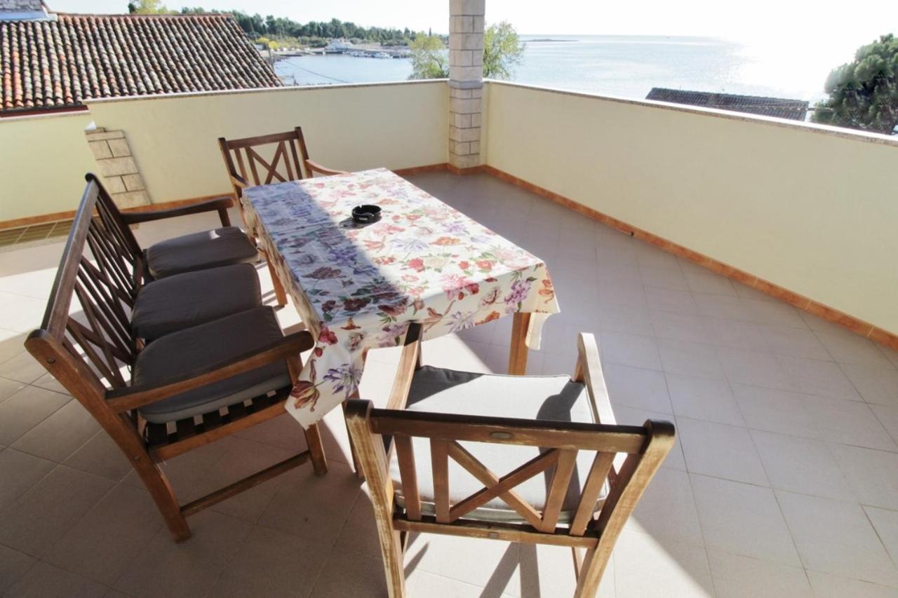 Apartments Zambratija With Sea View Zewnętrze zdjęcie
