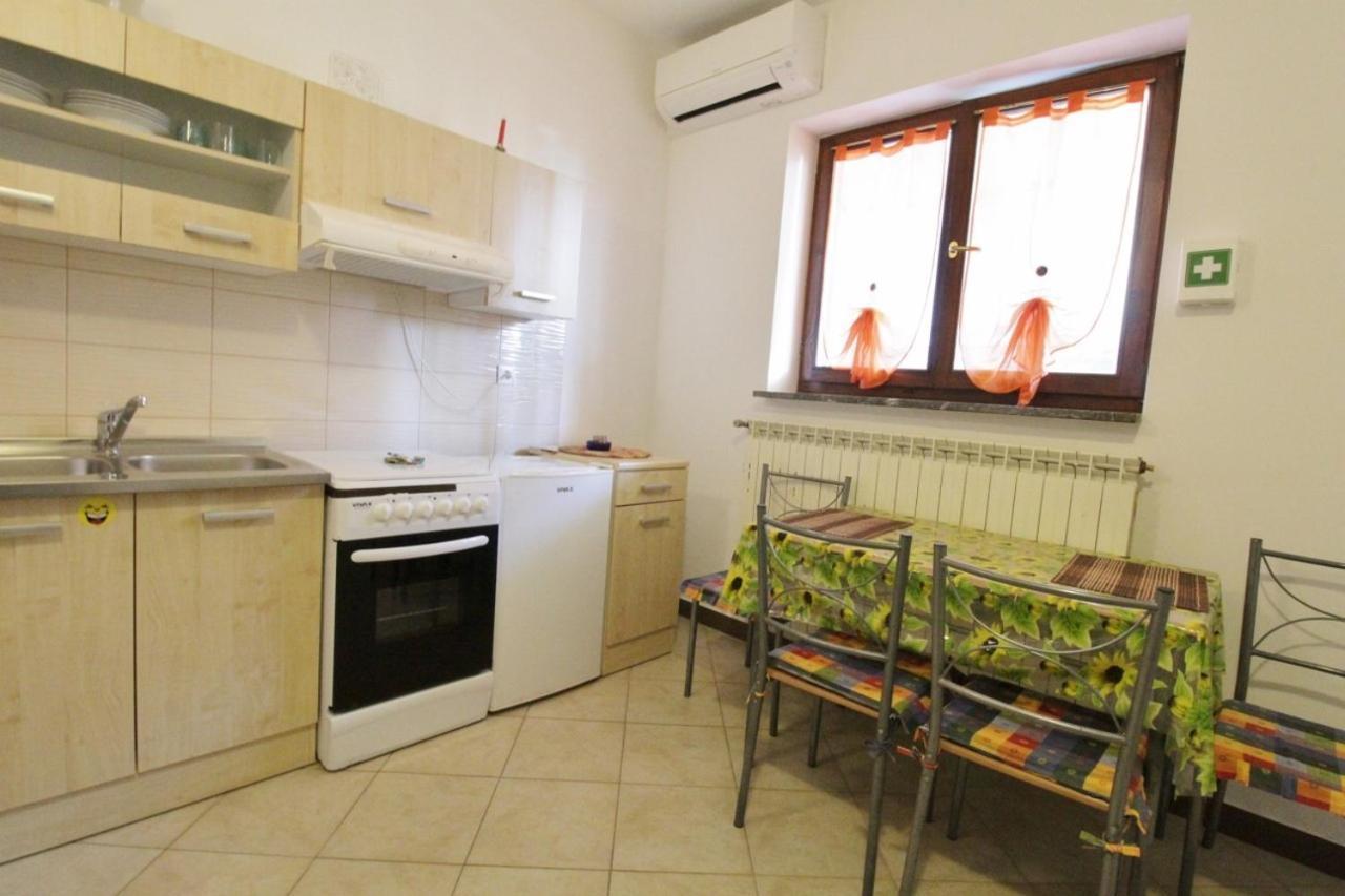 Apartments Zambratija With Sea View Zewnętrze zdjęcie