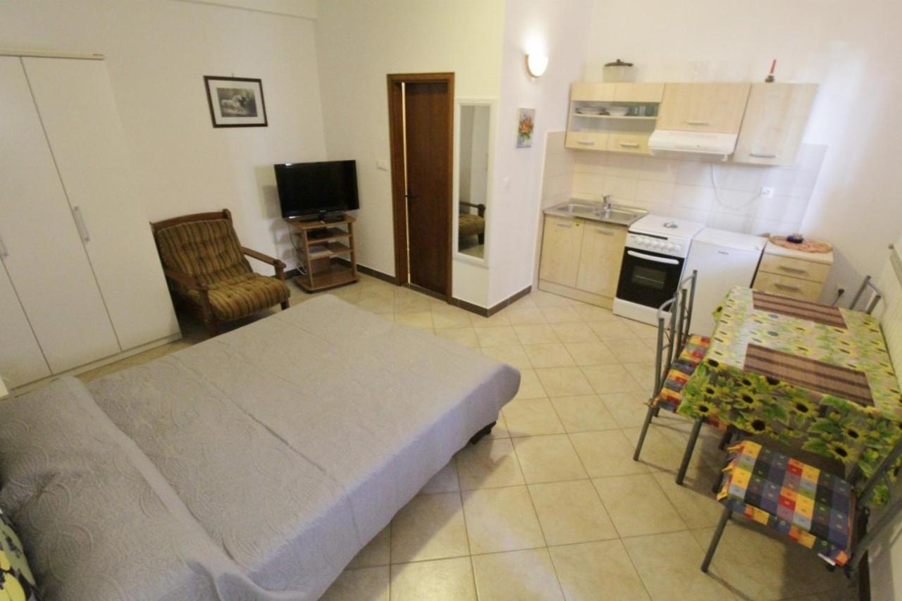Apartments Zambratija With Sea View Zewnętrze zdjęcie