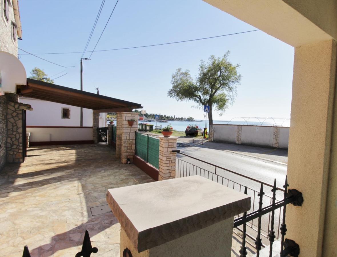 Apartments Zambratija With Sea View Zewnętrze zdjęcie